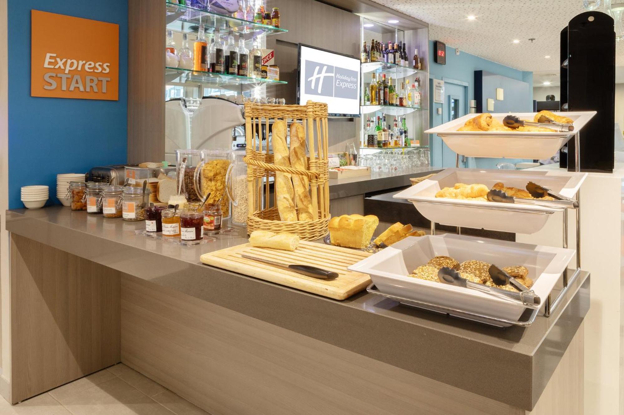 Holiday Inn Express Amiens By Ihg Exteriér fotografie